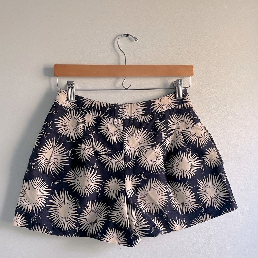 Milly high waist print pattern‎ shorts sz 4